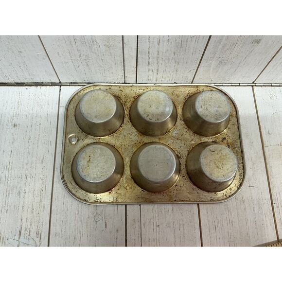Chilton Ware 6 Hole Cupcake Pan Aluminum Muffin Tin 606-1 Vintage Made In USA - Picture 3 of 3